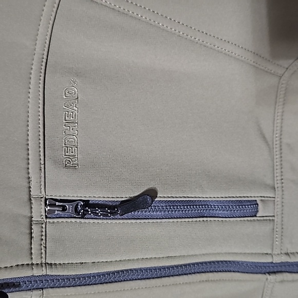 Redhead Rain Coat - Picture 2 of 5